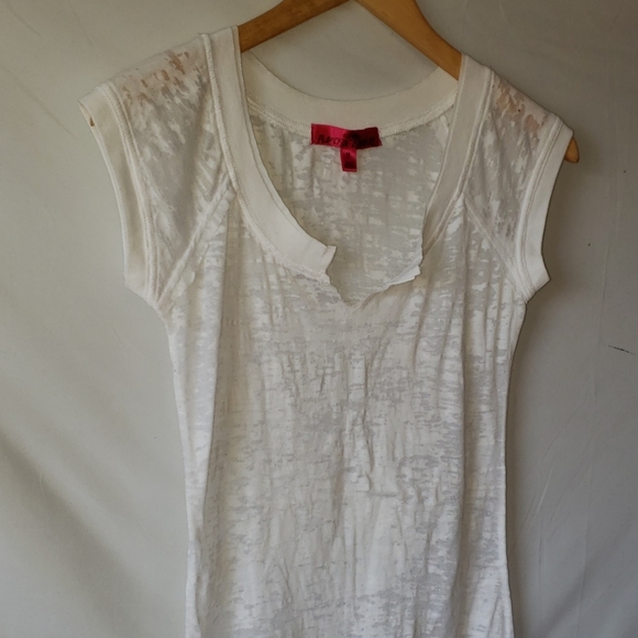 Almost Famous tee - Picture 2 of 5